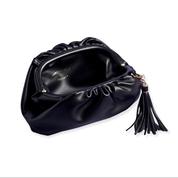 NEW Understated Leather Clutch with Removable Crossbody Chain & Tassel - Picture 3 of 7